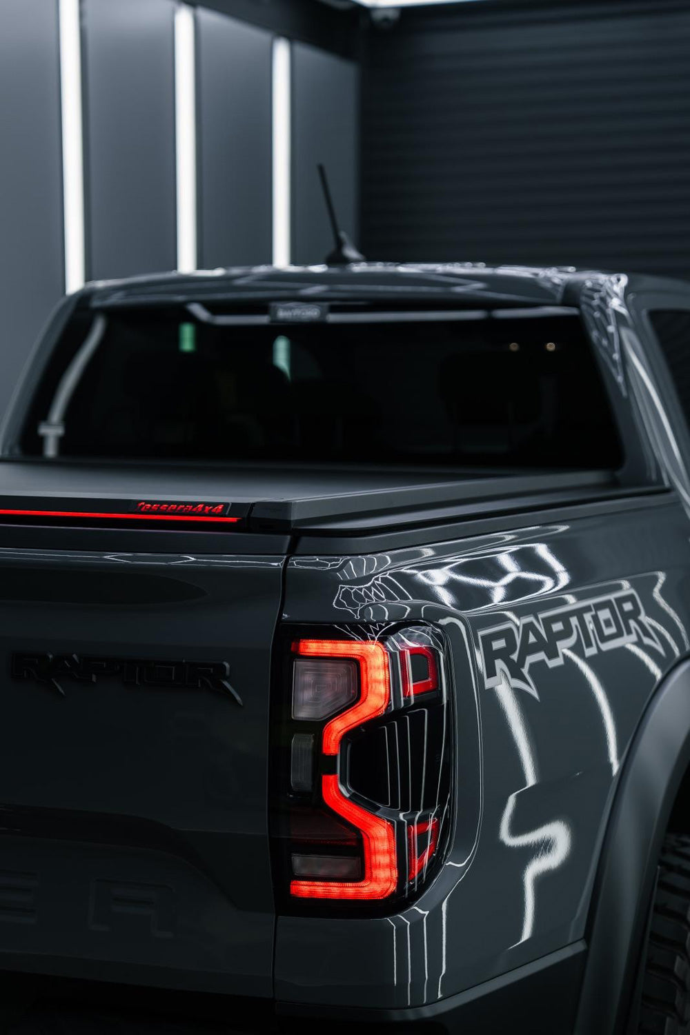 Tessera Roll+ Laderaumabdeckung "Basic" für FORD Ranger T6.2 (P703) 2023+ TESS 14060 ROLL black matt