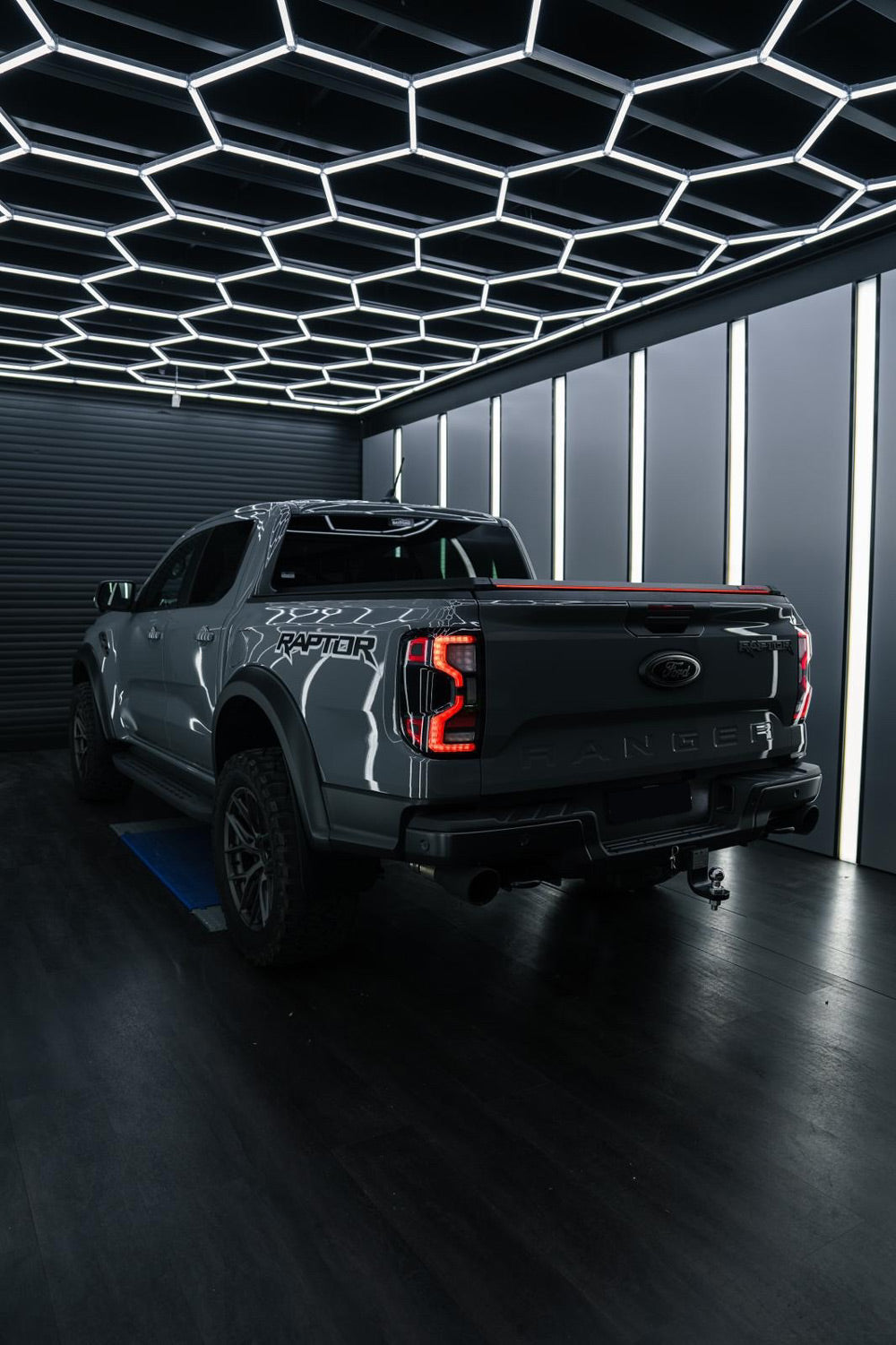 Tessera Roll+ Laderaumabdeckung "Basic" für FORD Ranger Raptor T6.2 (P703) 2023+ TESS 14061 ROLL black matt