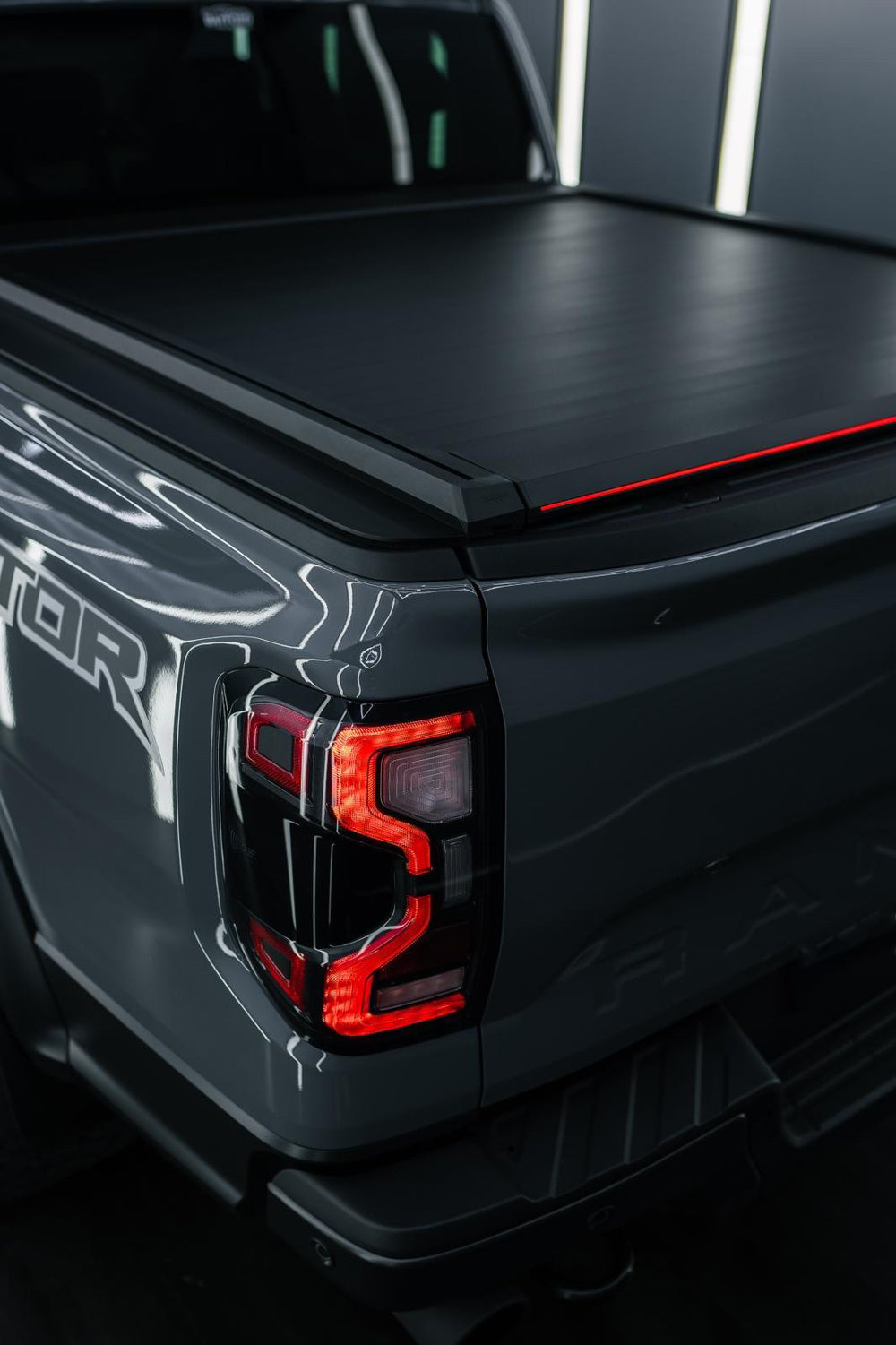 Tessera Roll+ Laderaumabdeckung "Basic" für FORD Ranger Raptor T6.2 (P703) 2023+ TESS 14061 ROLL black matt