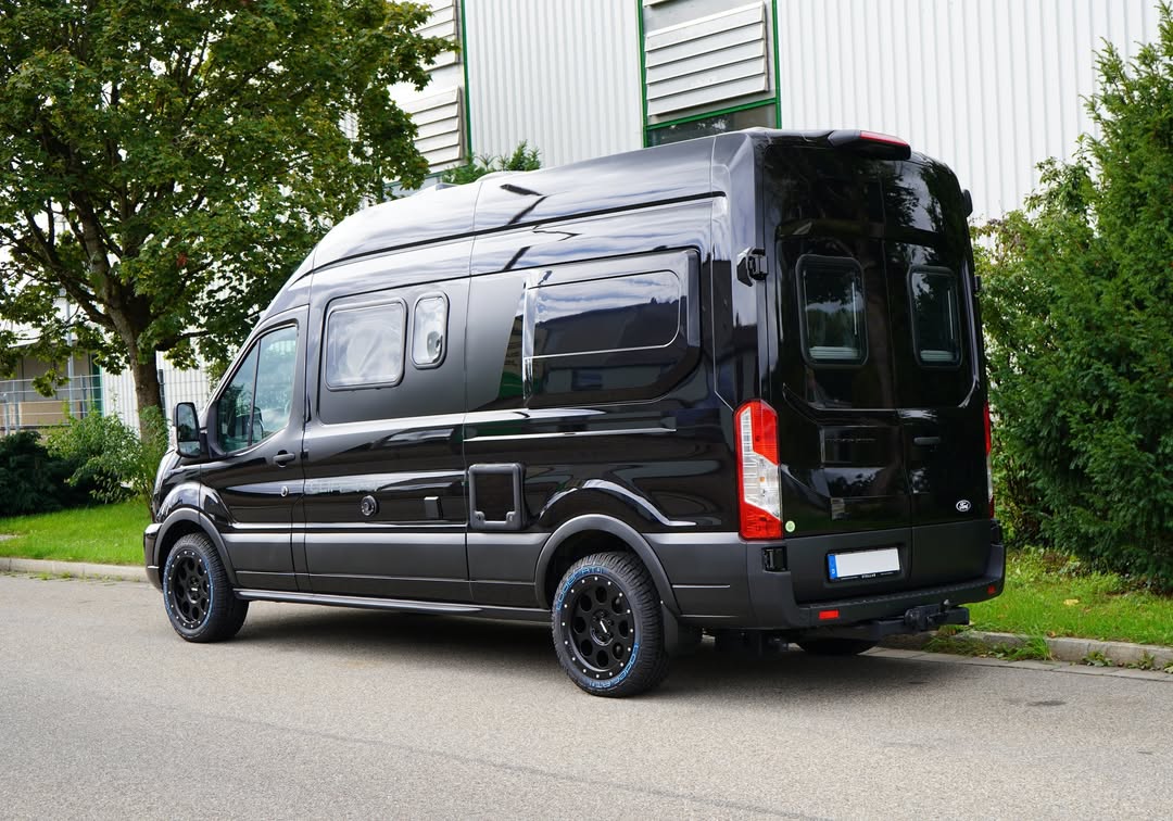 Komplettradsatz Klassik_B 18x8.5 | Loder AT1 235/55R18