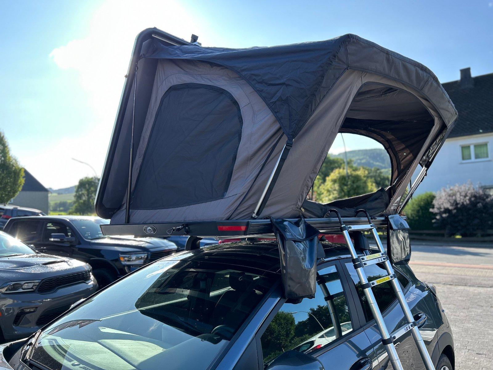 WildLand Desert Cruiser 120 Hardshell Rooftop Tent with Awning