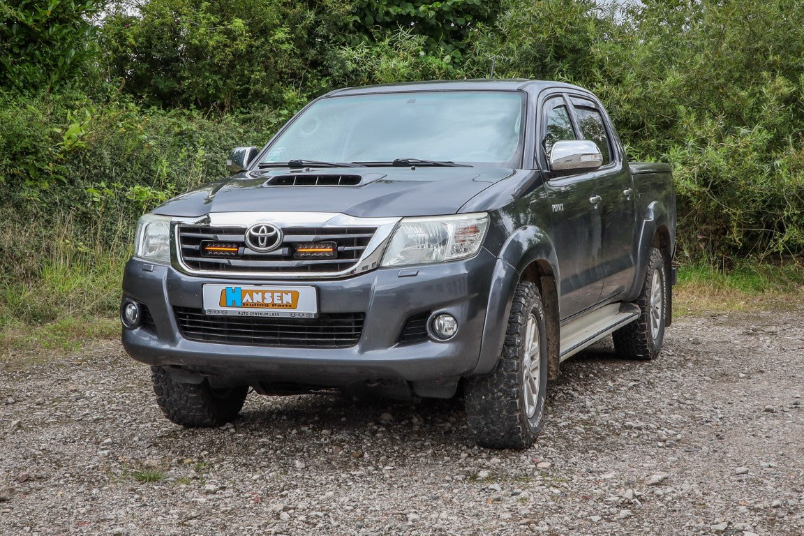 Euralight | LED Fernscheinwerfer Kühlergrill Kit | passend für Toyota Hilux Gen. 7.2 (2012-2015)