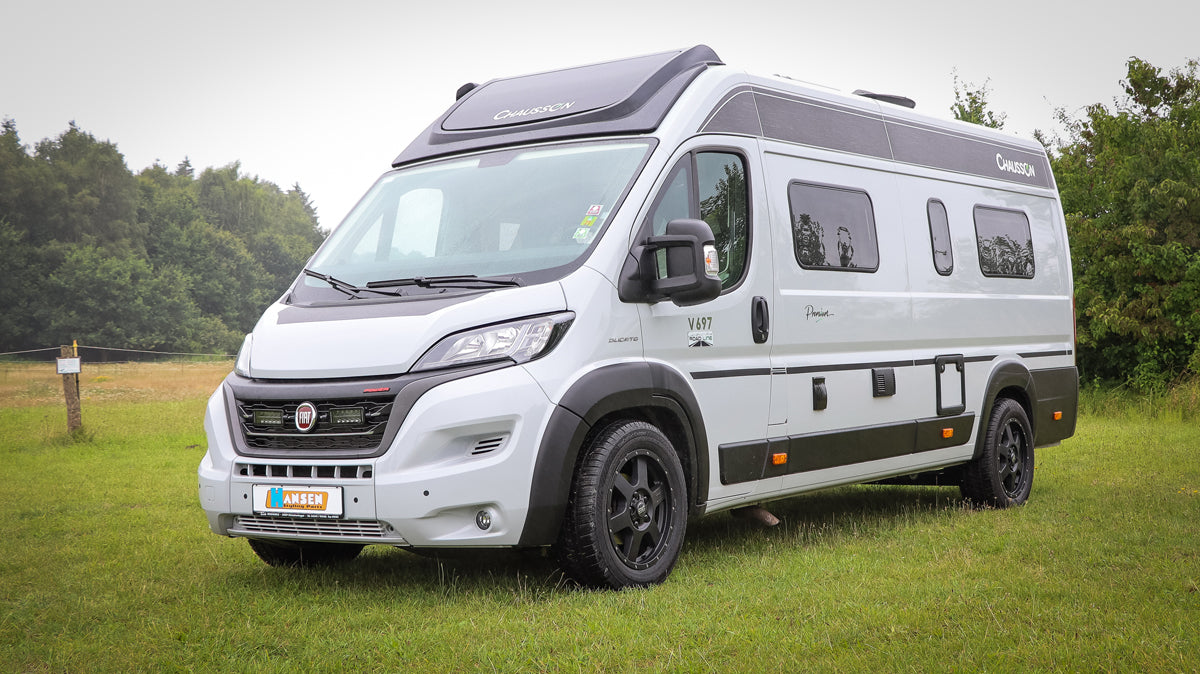Euralight | LED Fernscheinwerfer Kühlergrill Kit | passend für Fiat Ducato Gen. 8 (2022-2023)