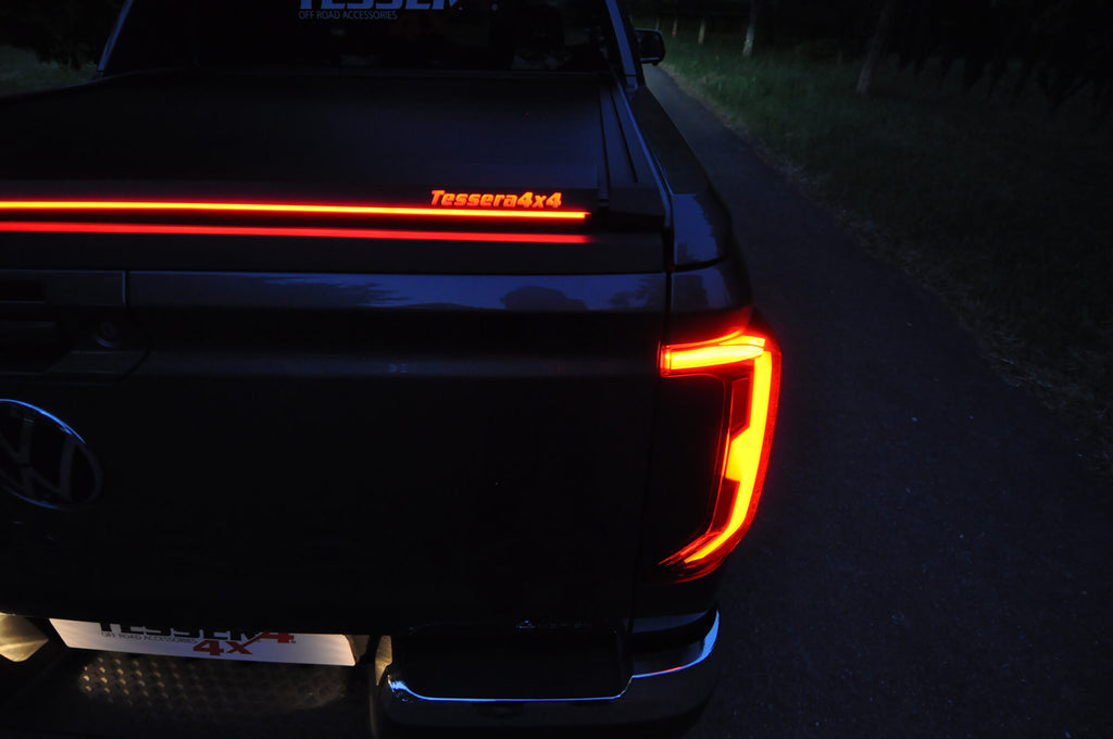 Tessera Roll+ Laderaumabdeckung "Basic" für Volkswagen Amarok Aventura 2023+ D/C Double Cab TESS 14180 ROLL black matt