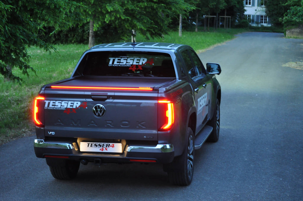 Tessera Roll+ Laderaumabdeckung "Basic" für Volkswagen Amarok Aventura 2023+ D/C Double Cab TESS 14180 ROLL black matt