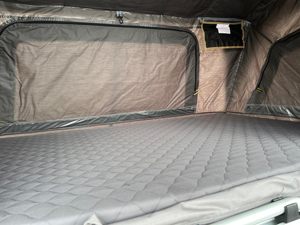 Dachzelt WildLand Normandy Sky Auto 140 mit Vorzelt