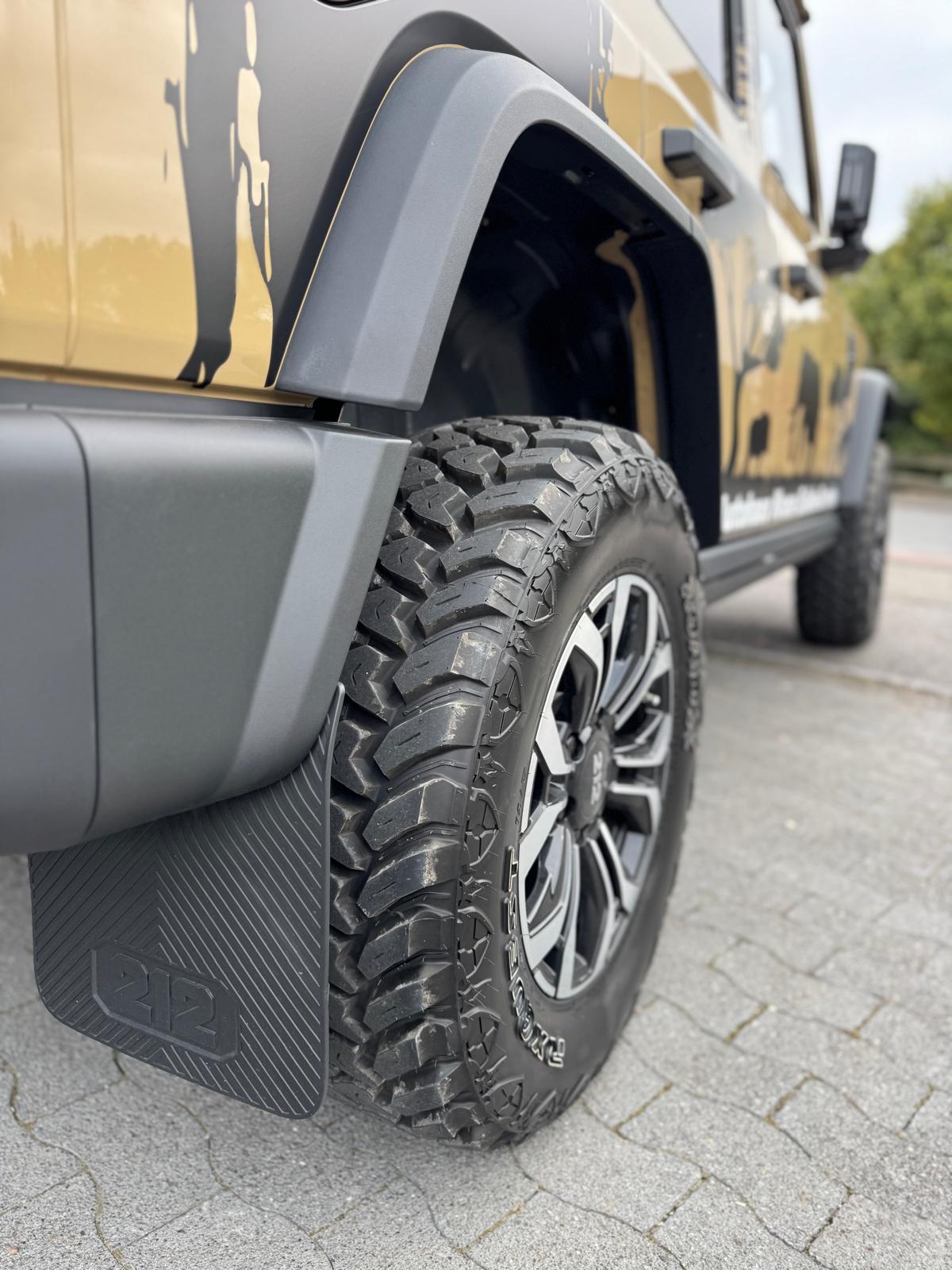 BAW 212 mit H&R TRAK+ Spurverbreiterung – Radhaus Detailansicht
