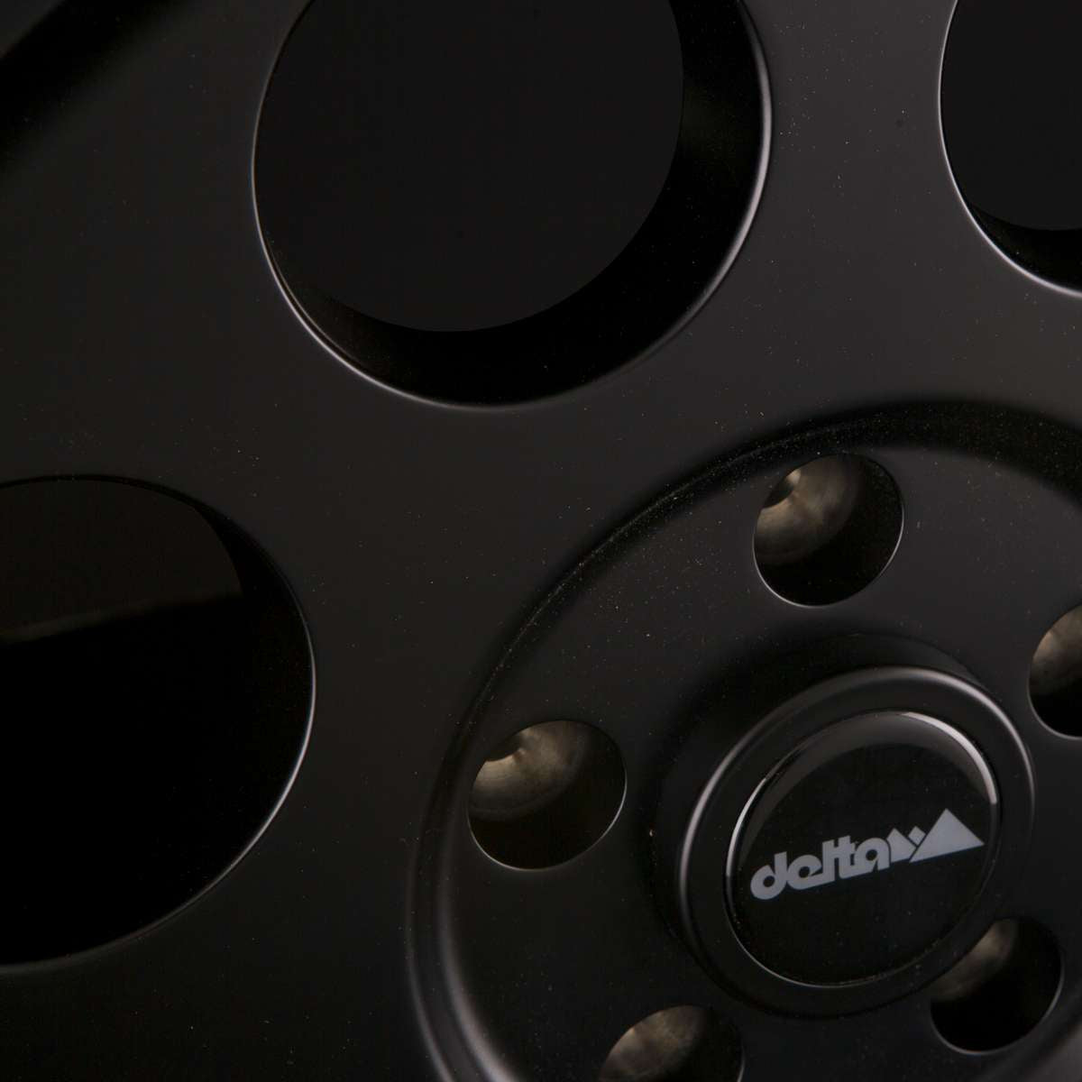 Classic Black Matte Alloy Wheel Color:Black Matte|Offset:43|Inch Size:17