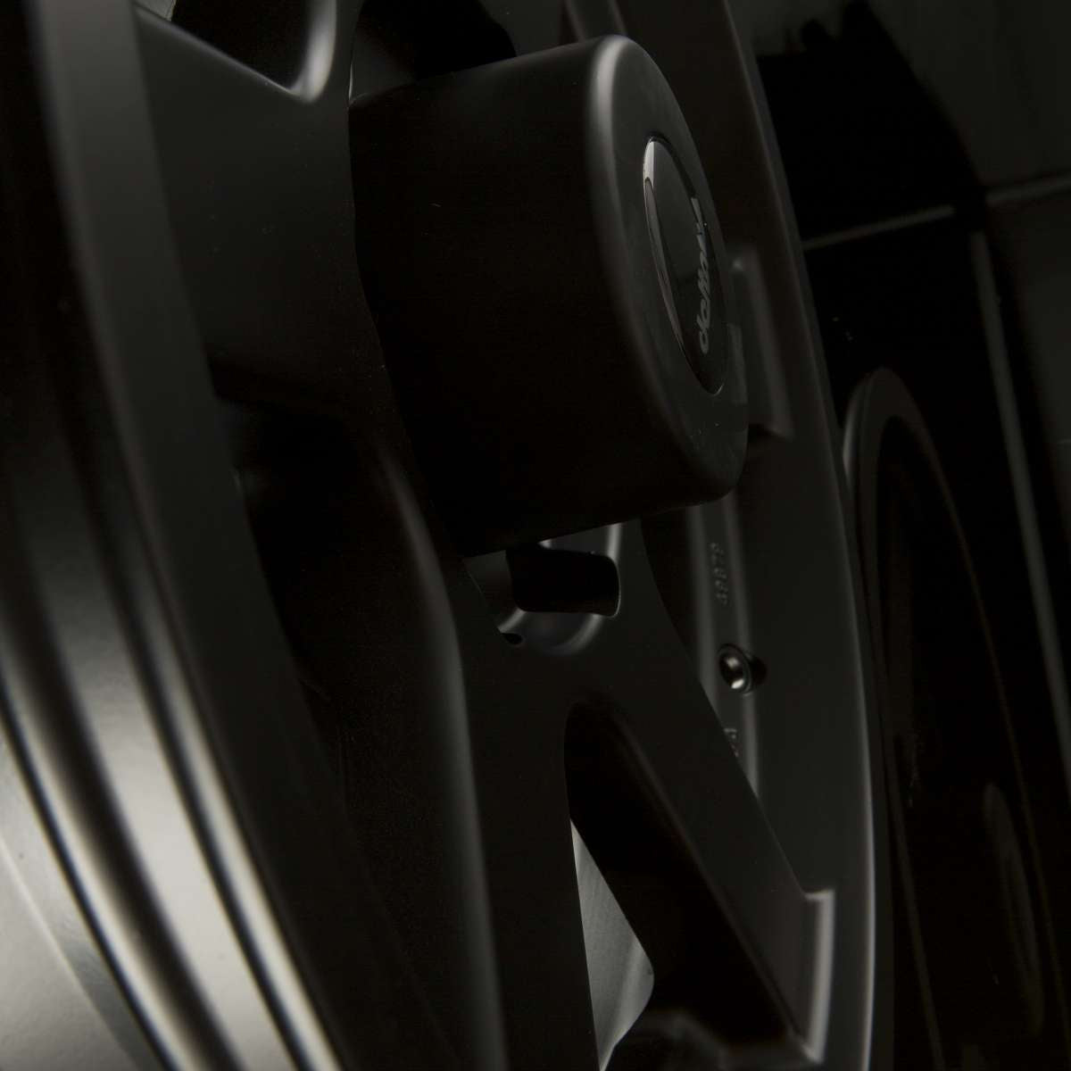 Alloy Wheel Avventura Black Color:Matte Black|Offset:40|Inch Size:17