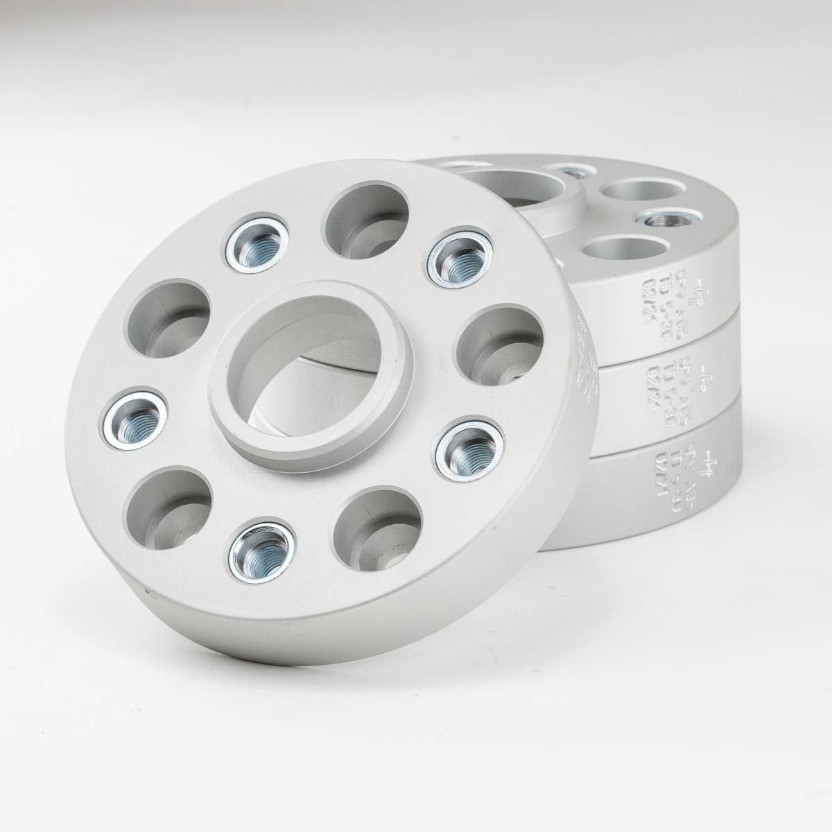 Wheel spacers 6/114.3 30mm