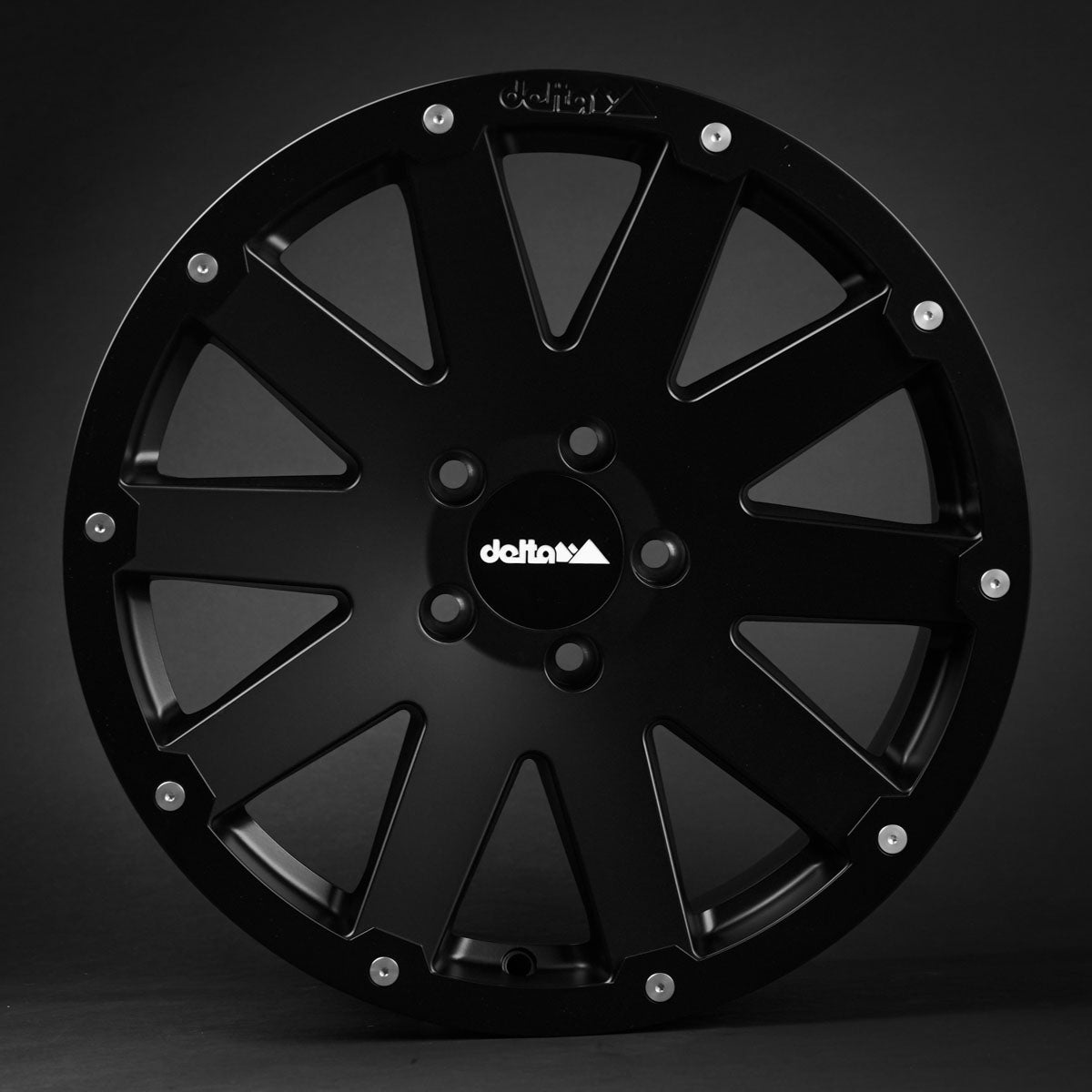 Alurad Hanma 18" Schwarz Matt Farbe:Schwarz Matt|Einpresstiefe:25|Zollgröße:18