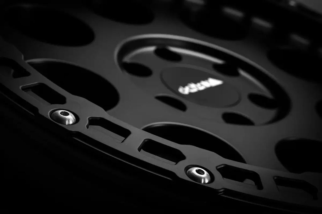 Komplettradsatz Klassik_B Rugged 18x8.5 | Loder AT1 255/55R18