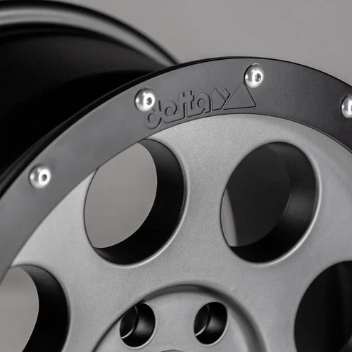 Classic Alloy Wheel_B Gunmetal Color:gun metal grey|Offset:45|Inch size:18