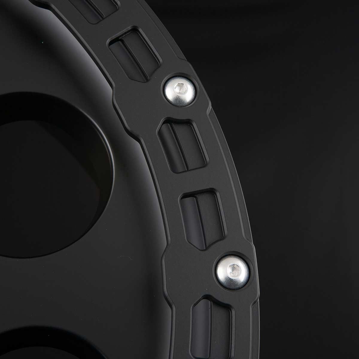 Alurad Klassik_B rugged Matte Black Color:Matte Black|Offset:40|Inch size:18