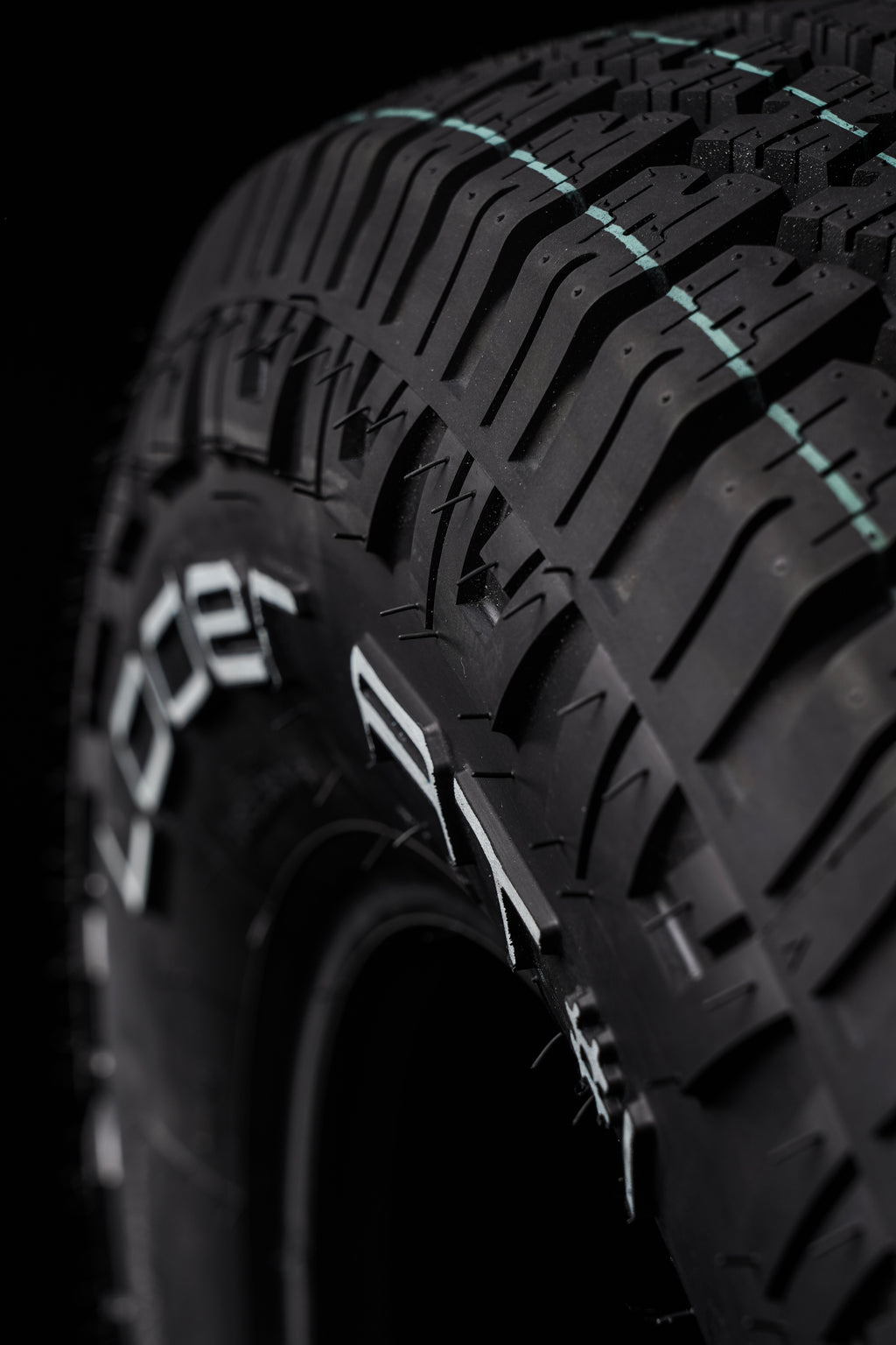 LODER AT#1 225/75R16 118T