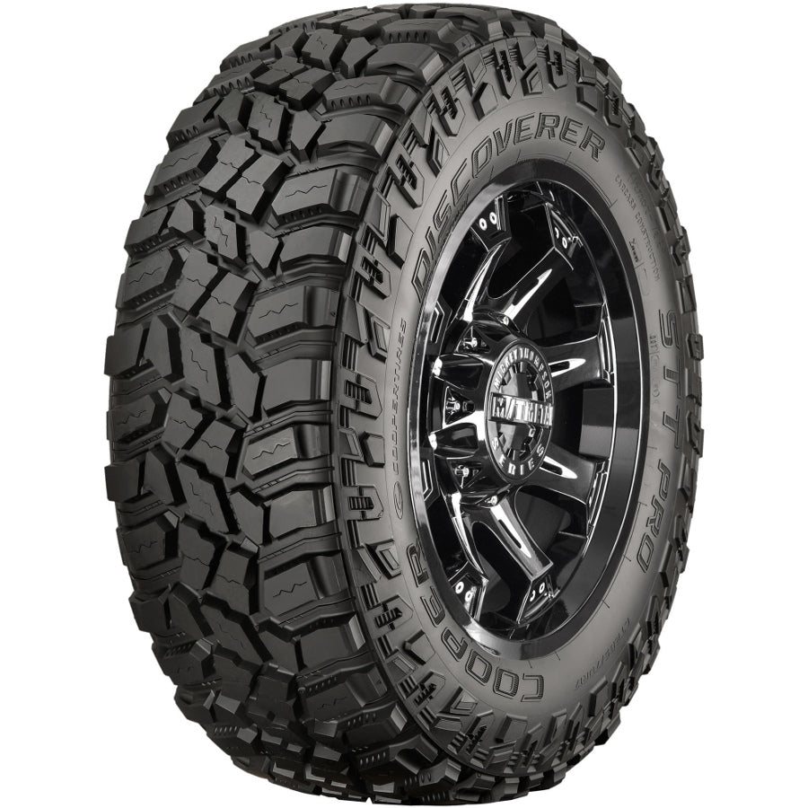 Reifen 305/70R18 126/123K